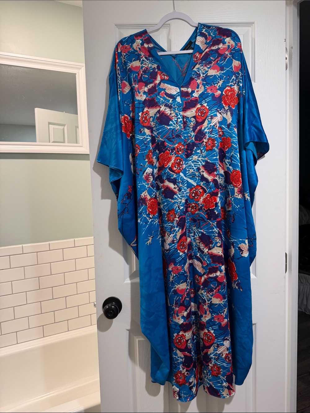 Natori Blue Satin Floral Maxi Kaftan with Red & White Print - Size XS /S